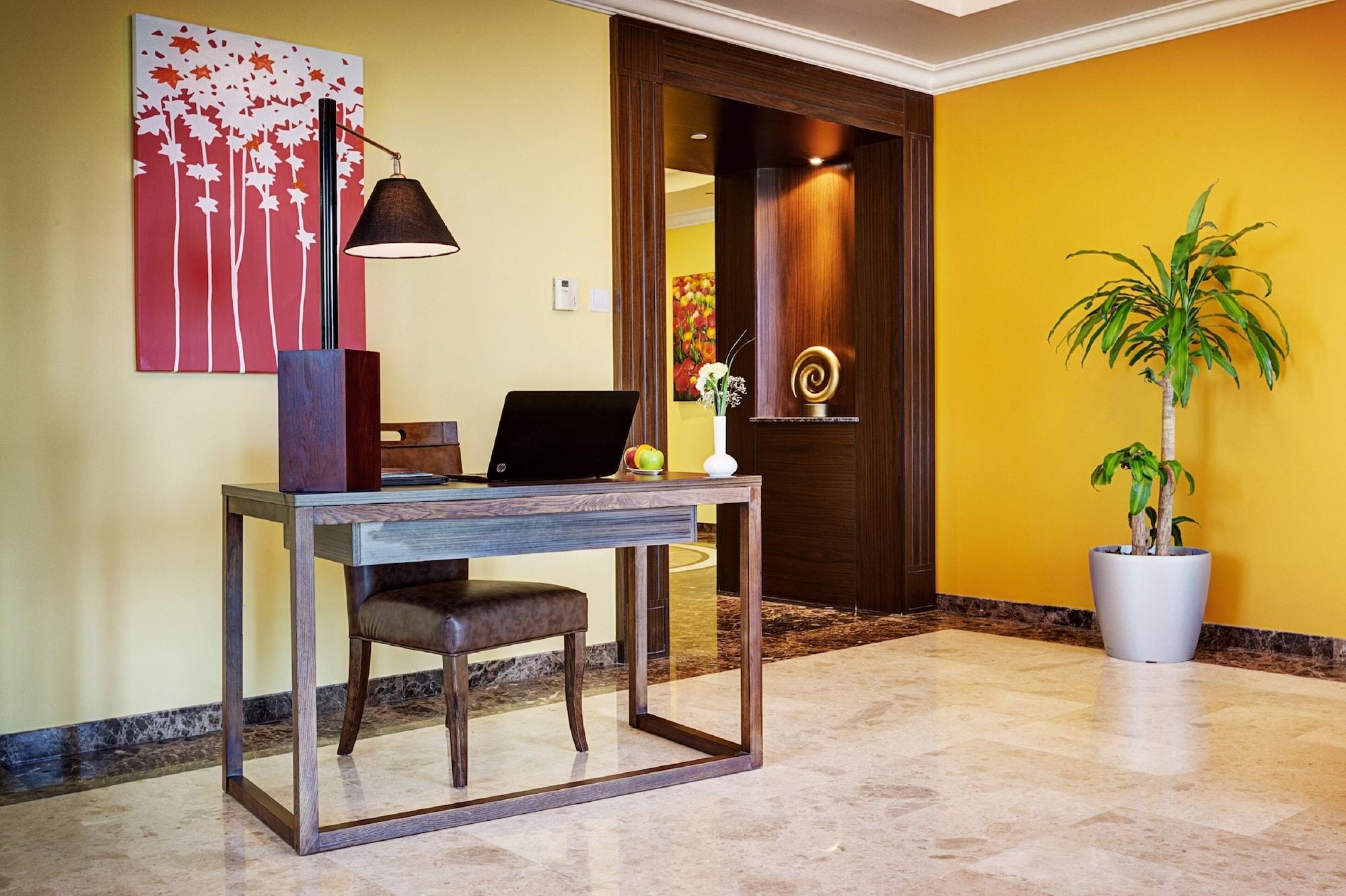 Abidos Hotel Apartment Dubai Land Ngoại thất bức ảnh